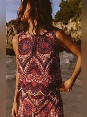 ZARA Embroidered Eyelet Crop Top Sleeveless Size M Boho Cottagecore